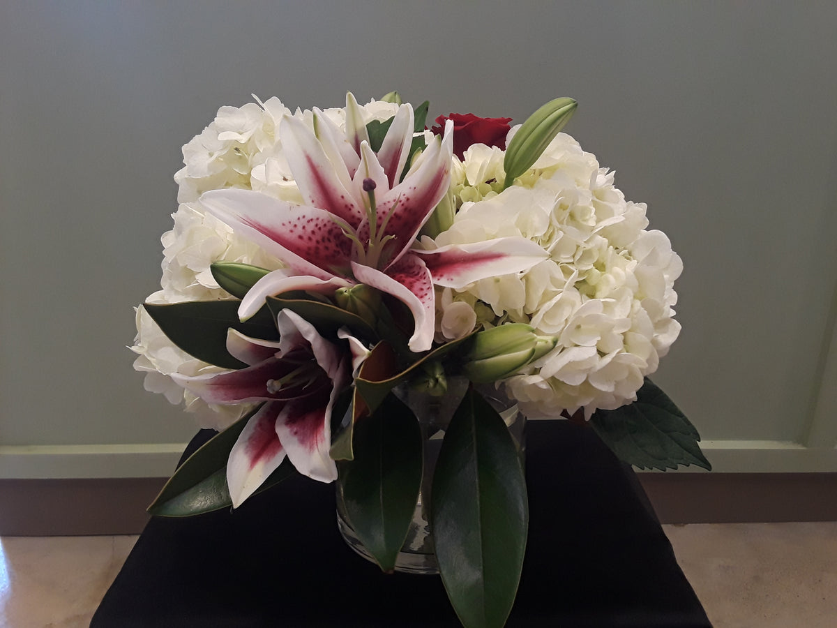 Meadow Fresh Flowers to Go in Sundance Square