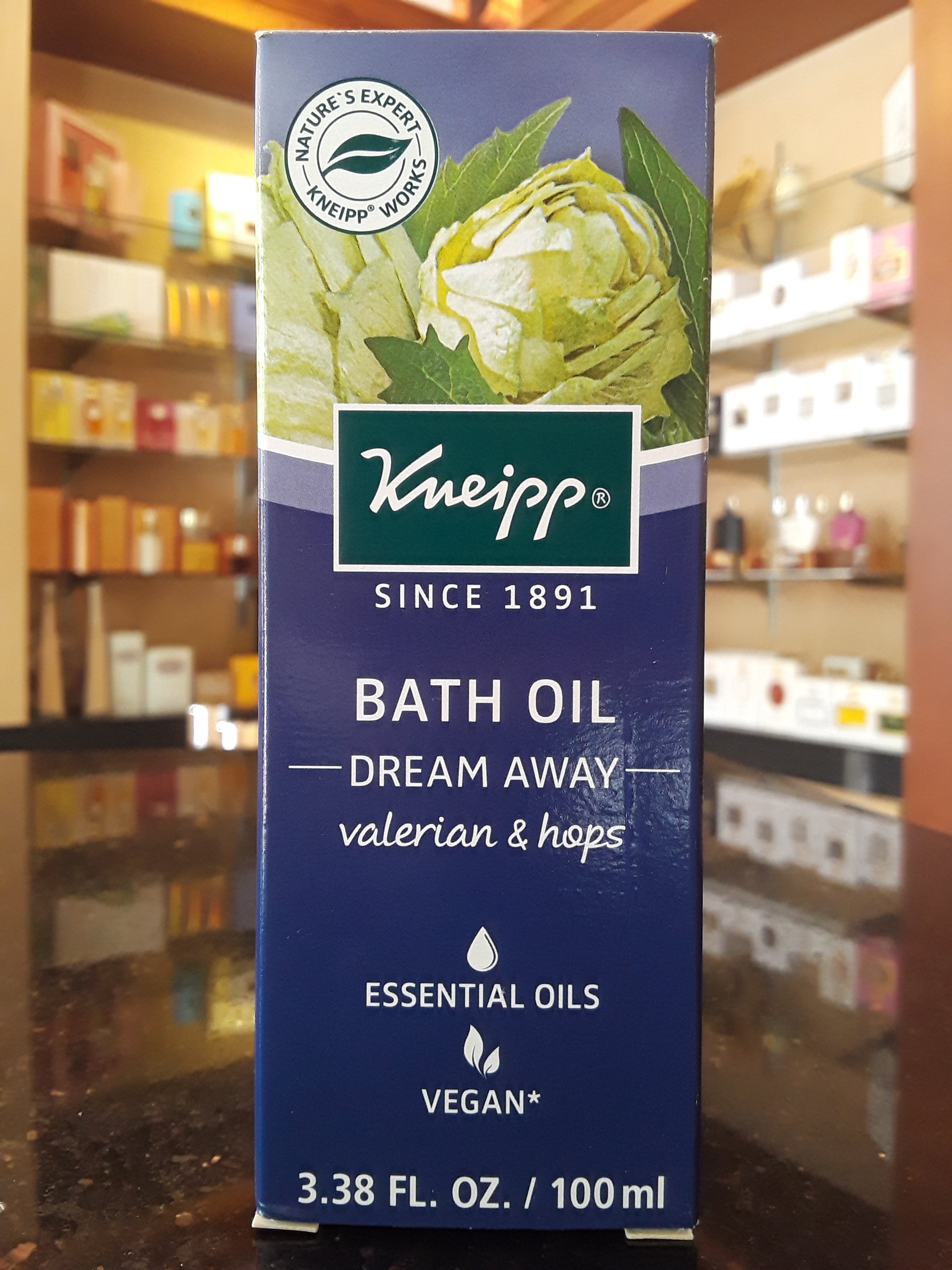 Valerian and hops bath oil