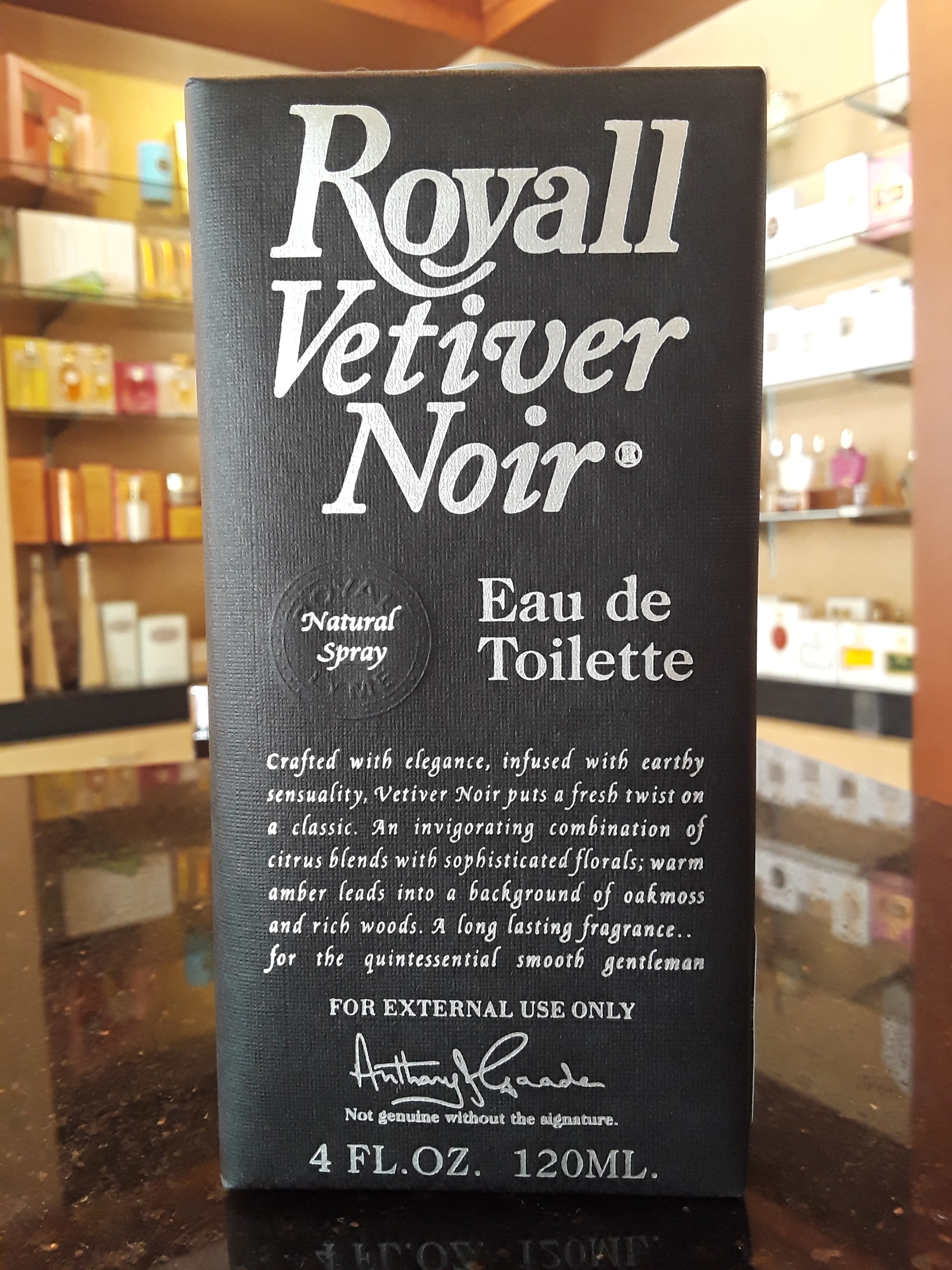 Royall Vetiver Noir