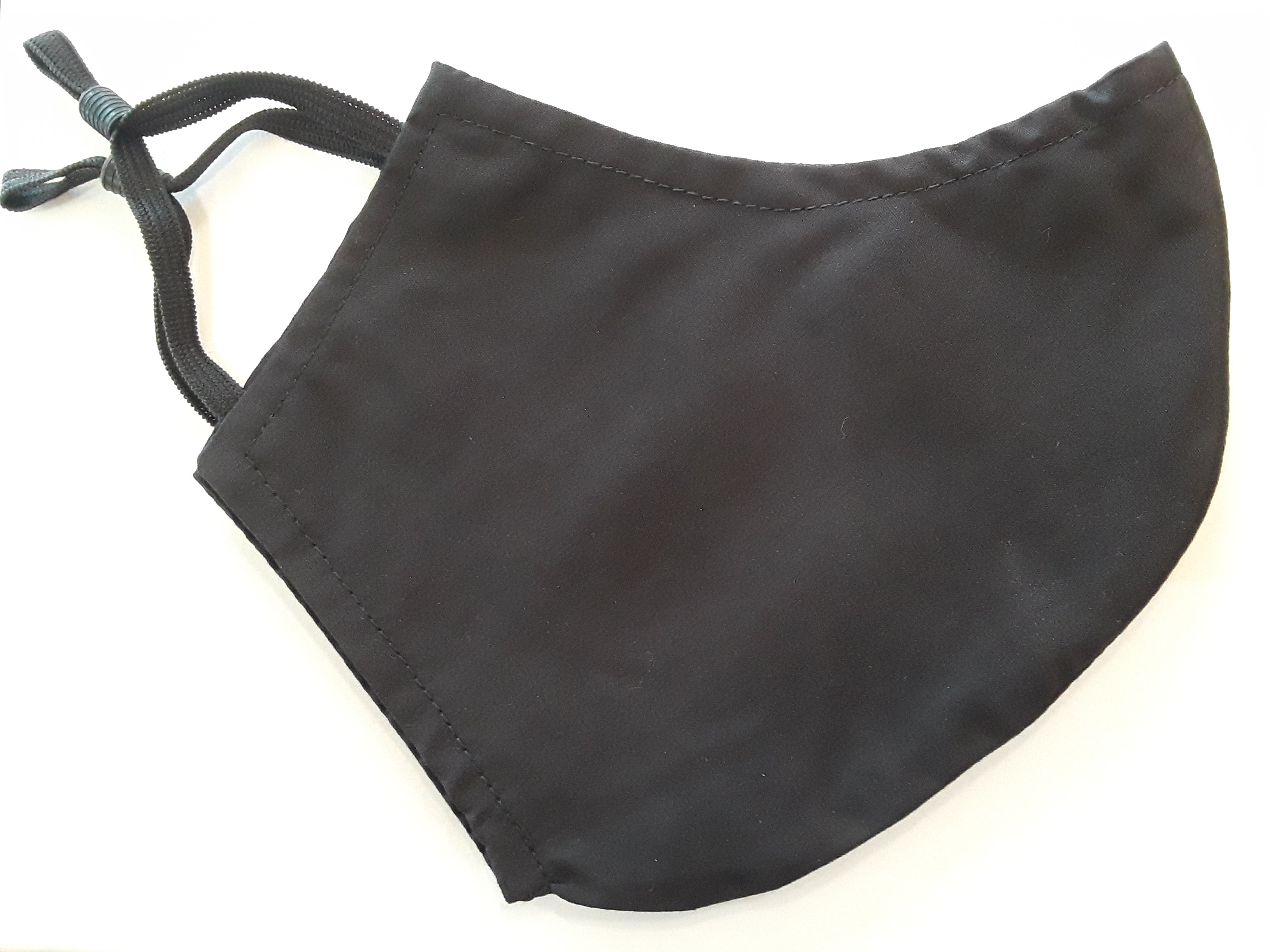 XL black mask
