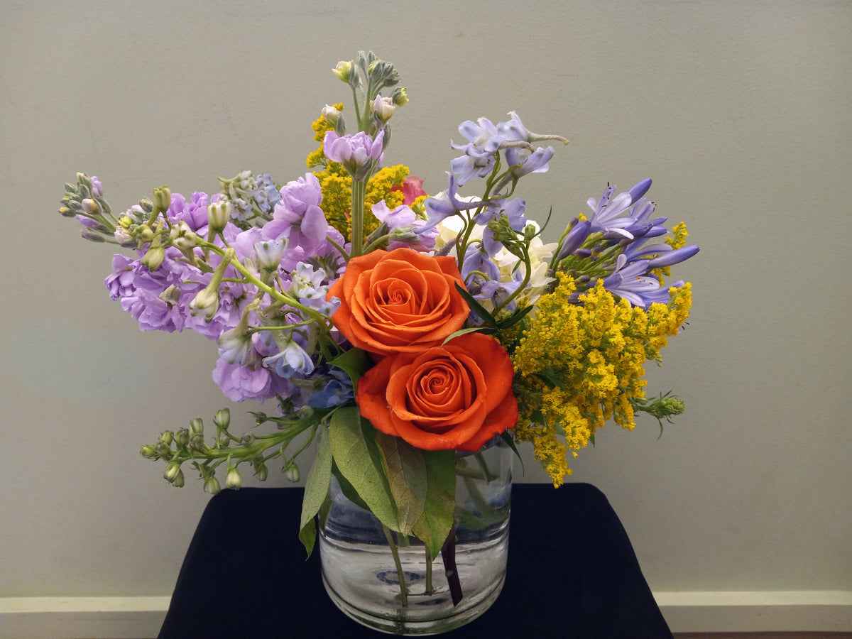 Stylish Spring Flowers to Go in Sundance Square